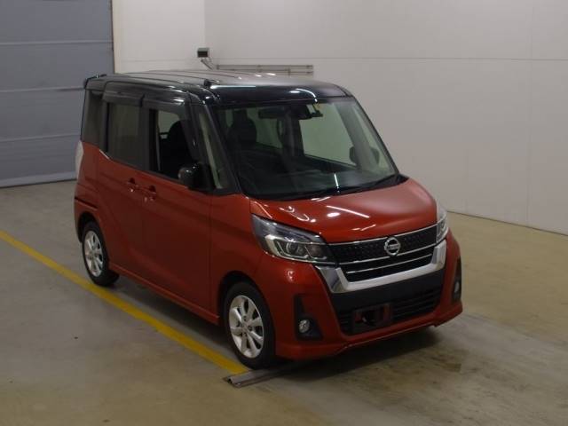 3053 NISSAN DAYZ ROOX B21A 2018 г. (NAA Tokyo)